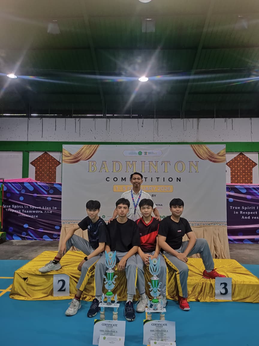 Deretan Prestasi Terus Bertambah, Kali ini dari Badminton SMK Amaliah 1 dan 2 Ciawi