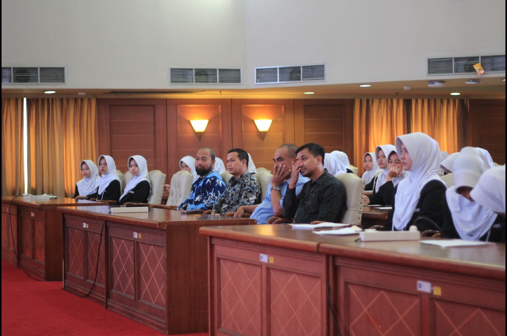 Tingkatkan Wawasan Manajemen Perkantoran, SMK Amaliah 2 lakukan Kunjungan ke ANRI